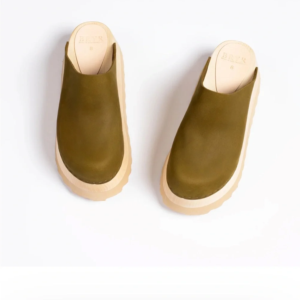 Bryr  Clogs Chonk in Kelp - Picture 14 of 14
